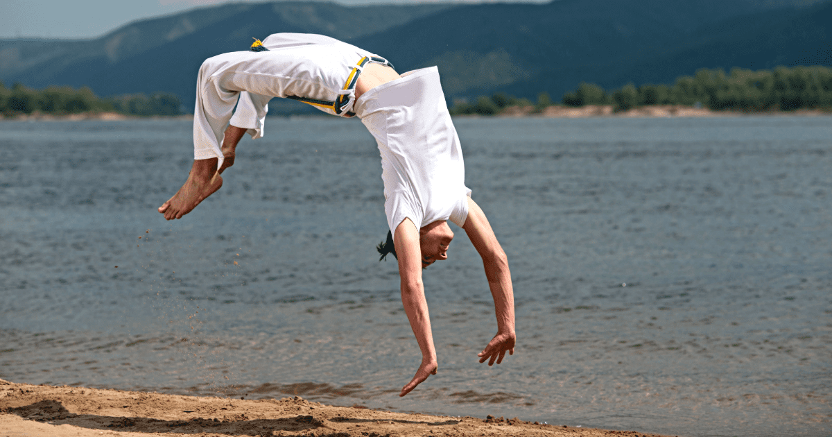 Capoeira Back Handspring | MOUVERS Nomadslim Movement